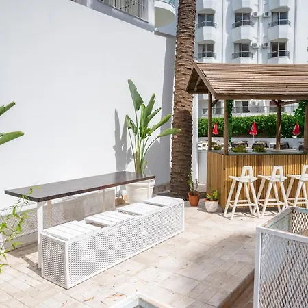 Muse No 1 מרמריס